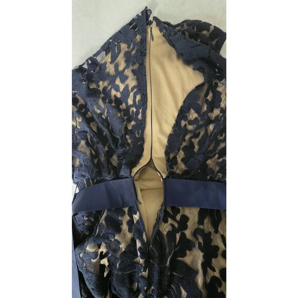 TADASHI SHOJI Embroidered Lace Blouson Gown in Navy Nude Maxi Dress 6 - Picture 13 of 13